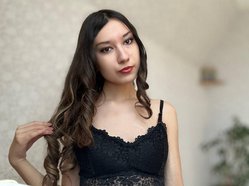Webcam chat profile for LauraRay: Outfits