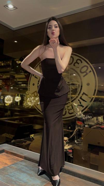 Webcam chat profile for 1Doll