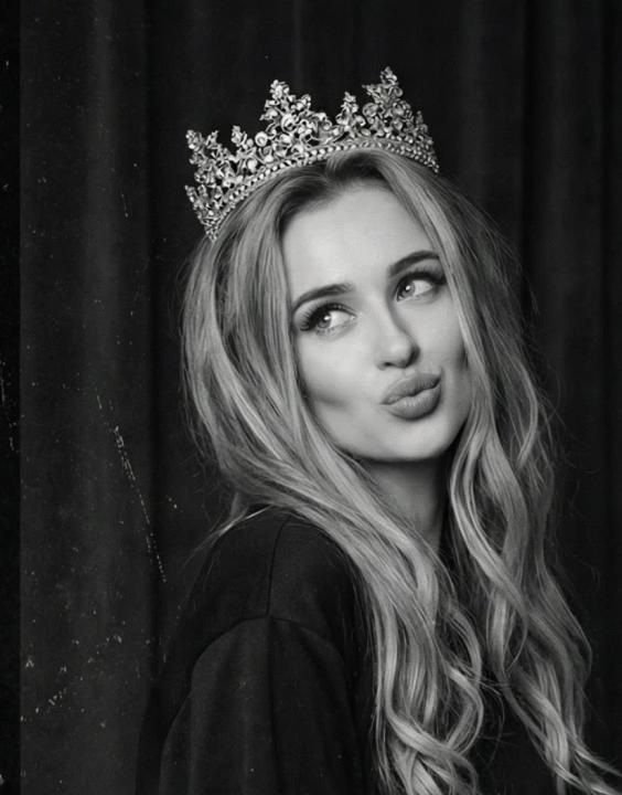 Webcam chat profile for MagicMelody