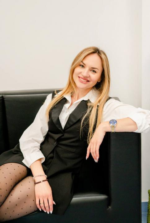 Webcam chat profile for Zaylinn: Ask about my Hobbies