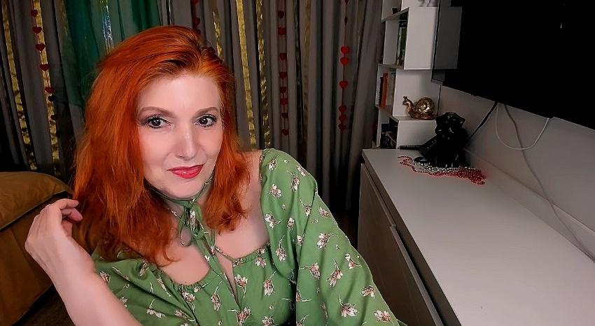 Webcam chat profile for AlmazFireFoxOne: Kissing