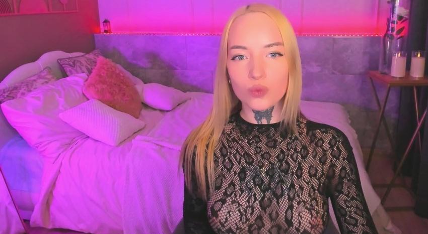 Webcam chat profile for Marquiisse: Lingerie & stockings