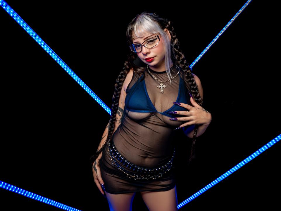 Webcam chat profile for BubbleBlue: Bondage & discipline