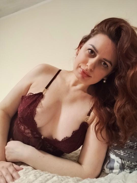 Webcam chat profile for 8LazyCat