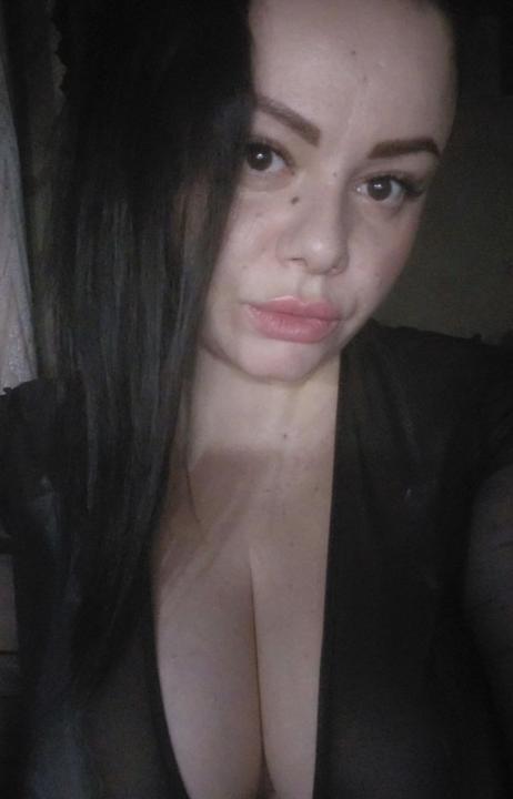 Webcam chat profile for AngeAngel