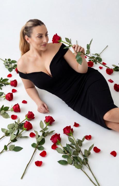 Webcam chat profile for BellaVibe