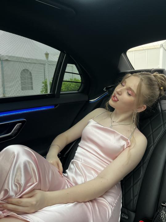 Webcam chat profile for VelvetVeil: Piercings & tattoos