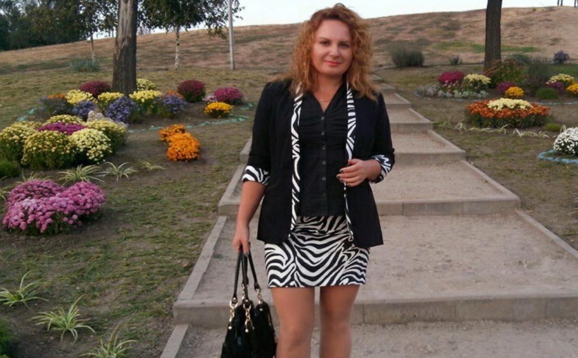 Webcam chat profile for AnetMiss: Cooking