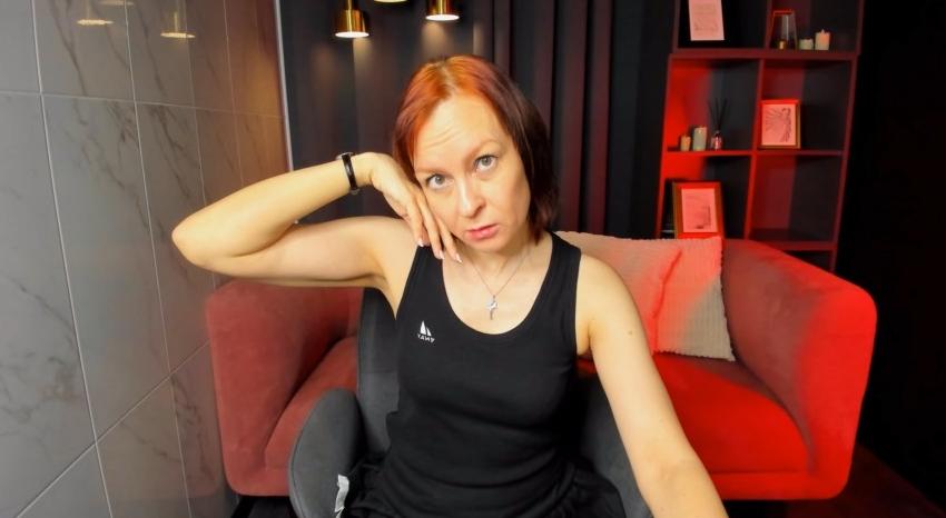 Webcam chat profile for NikaGentle: Exhibition