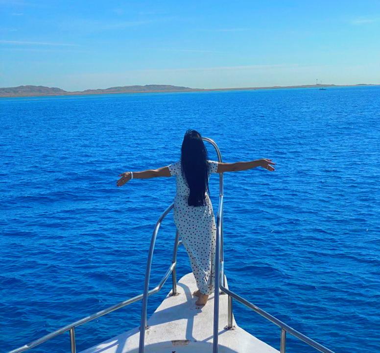 Webcam chat profile for SunnyScarlet: Outfits