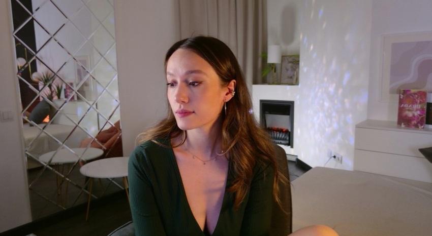 Webcam chat profile for AgnesGoddes: Legs, feet & shoes