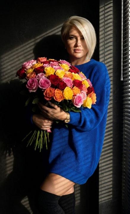 Webcam chat profile for Barbilove: Dancing