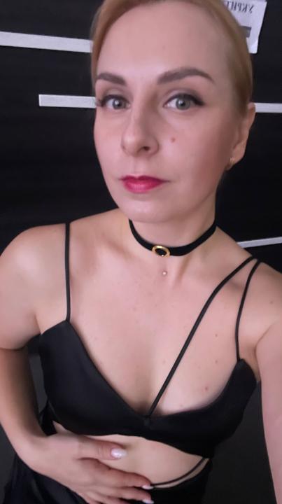 Webcam chat profile for MysteriousSoul: Outfits