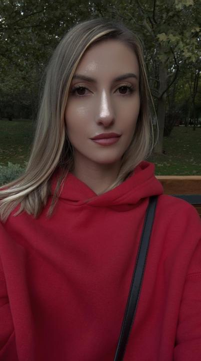 Webcam chat profile for Roxanequinn: Bondage & discipline