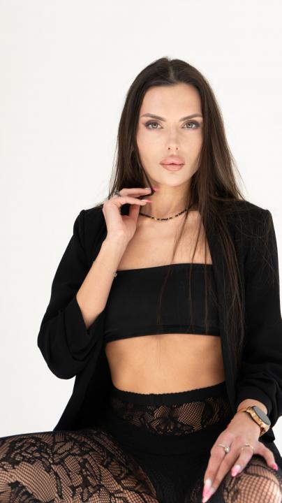 Webcam chat profile for addisonadore: Legs, feet & shoes