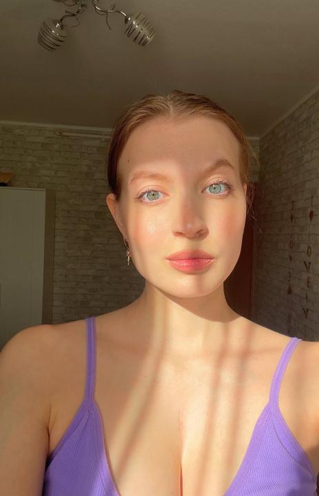 Webcam chat profile for AphroditeWOW