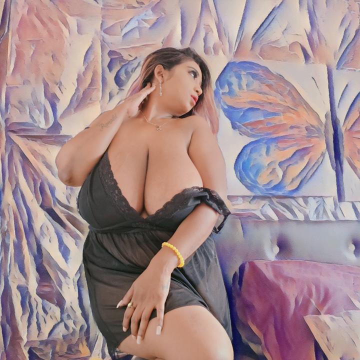 Webcam chat profile for SandyRai: Bondage & discipline