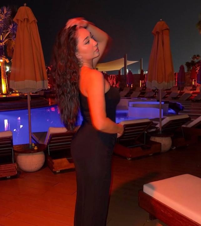 Webcam chat profile for hailey00: Role playing