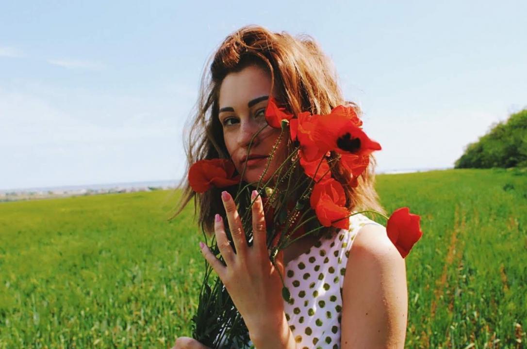 Webcam chat profile for Amarella: Dancing