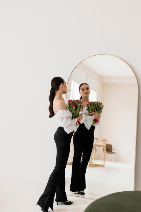 Webcam chat profile for KittyShy25: Latex & rubber