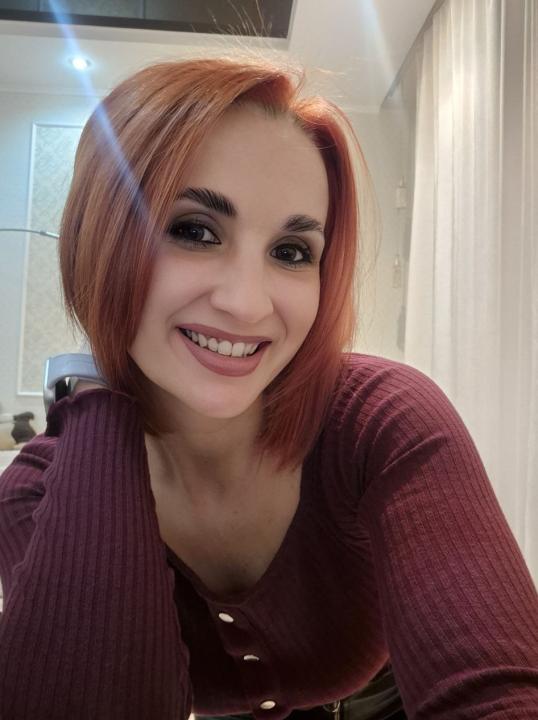 Webcam chat profile for IvoryVibe