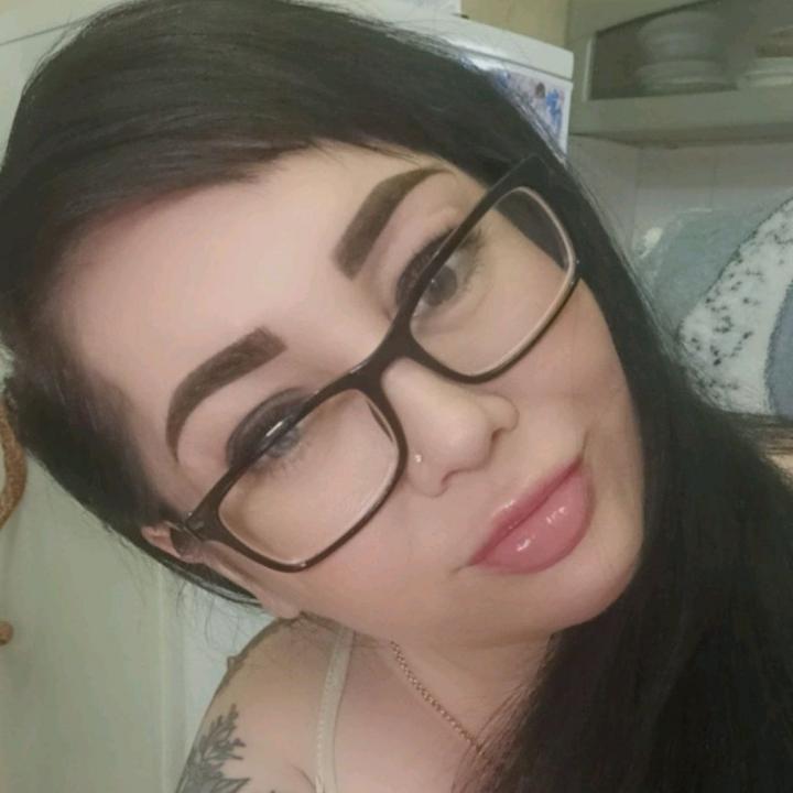 Webcam chat profile for Olga02: Freckles