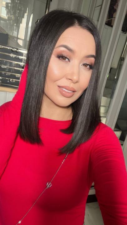 Webcam chat profile for SecretLuna: Ask about my Hobbies