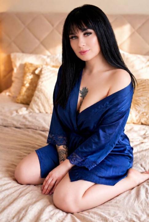 Webcam chat profile for LollyVee