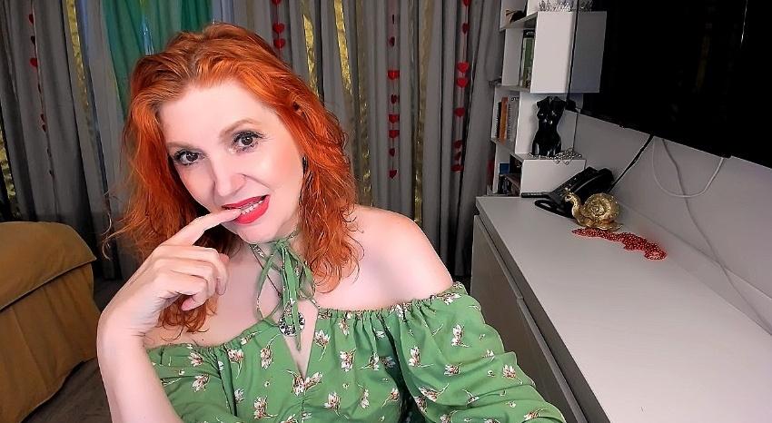 Webcam chat profile for AlmazFireFoxOne: Kissing