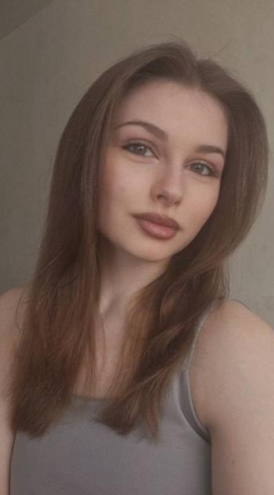 Webcam chat profile for 001GOODGIRL: Cooking