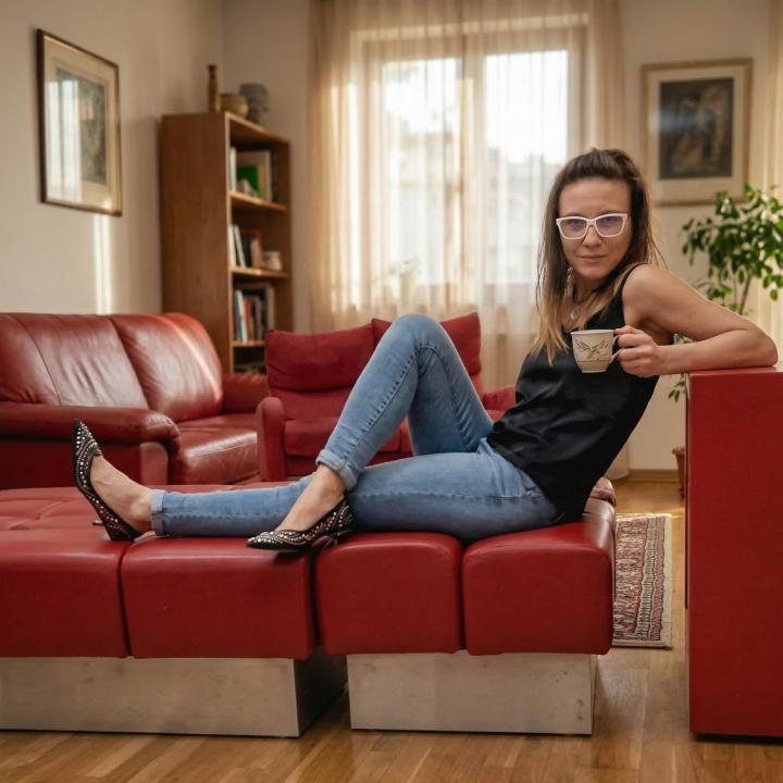 Webcam chat profile for loladan