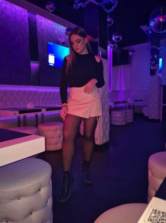 Webcam chat profile for Lunessia