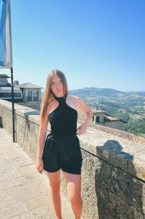 Webcam chat profile for LinaMirey: Outfits