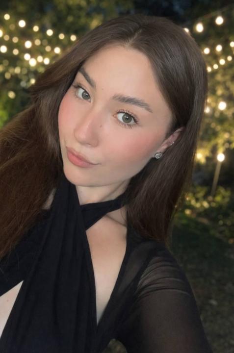 Webcam chat profile for GentleMuse