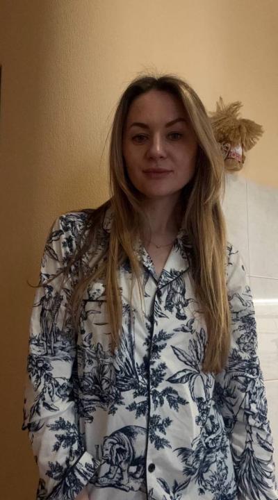 Webcam chat profile for Zaylinn: Ask about my Hobbies