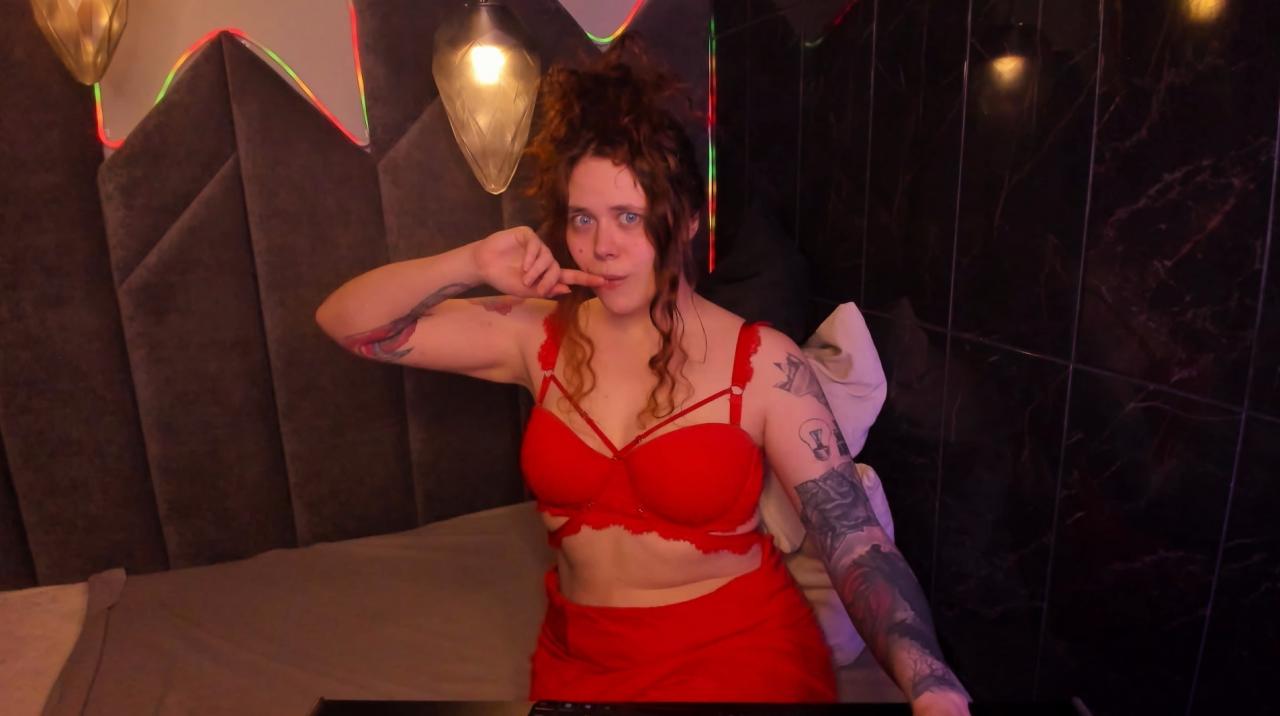 Webcam chat profile for SophiePure: Bondage & discipline