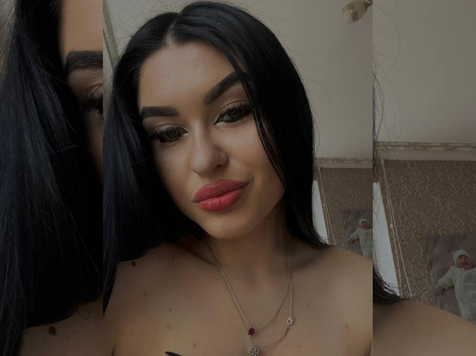 Webcam chat profile for BlackieOrchid: Outfits