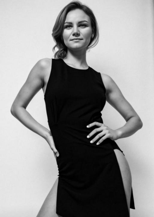 Webcam chat profile for FlirtyMood