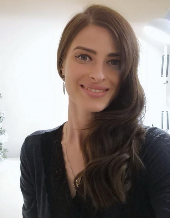 Webcam chat profile for Anais: Outdoor Activities