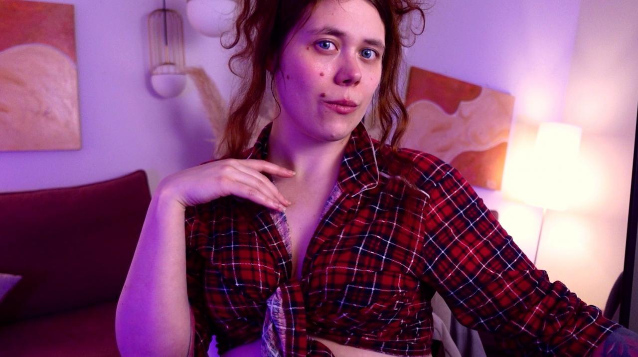 Webcam chat profile for SophiePure: Bondage & discipline