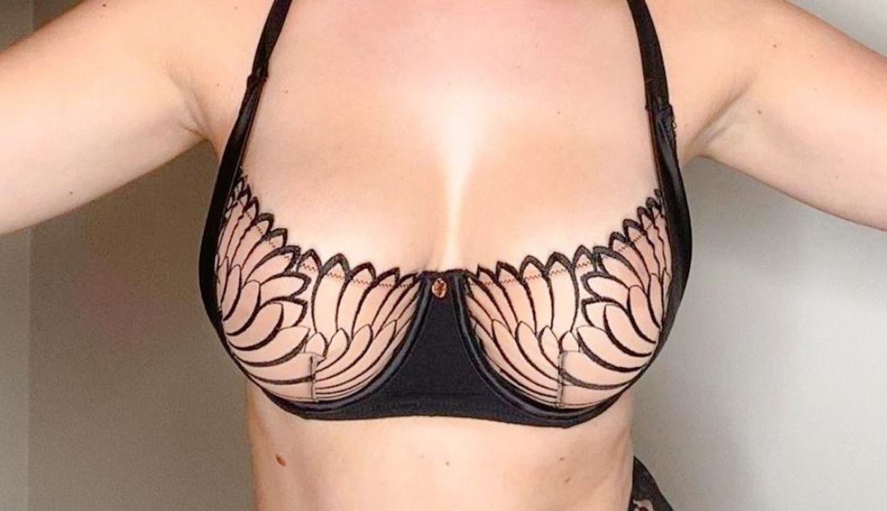 Webcam chat profile for Illusion91: Bondage & discipline