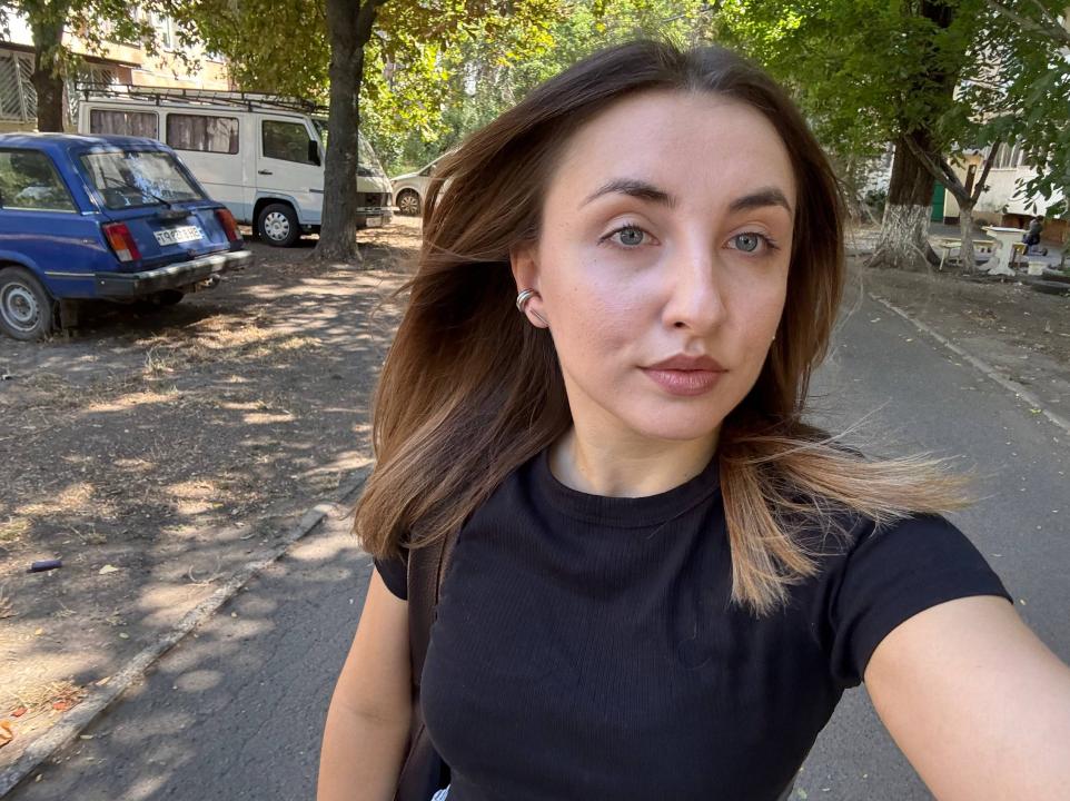 Webcam chat profile for LovelyAura