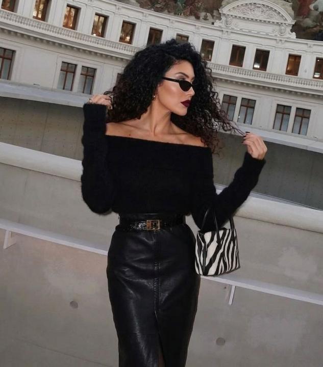 Webcam chat profile for NoirEmpress333: Leather