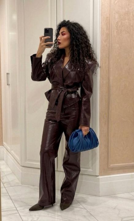 Webcam chat profile for NoirEmpress333: Leather