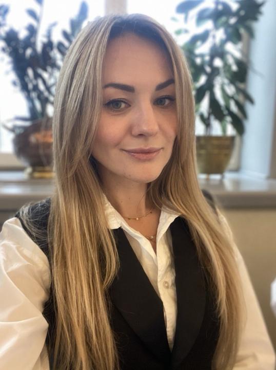 Webcam chat profile for Zaylinn: Ask about my Hobbies