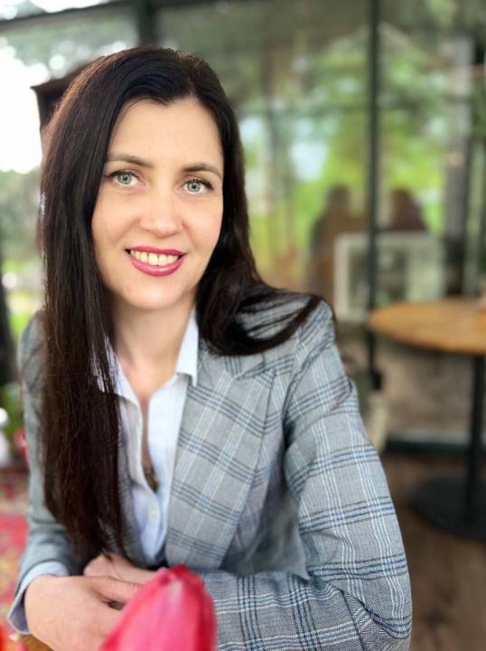 Webcam chat profile for D1ana: Ask about my Hobbies