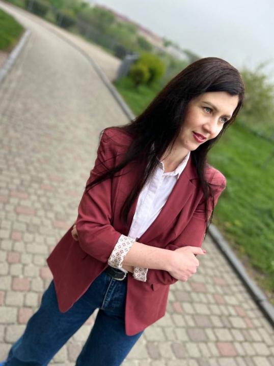 Webcam chat profile for D1ana: Ask about my Hobbies