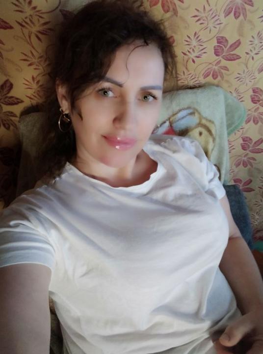 Webcam chat profile for SweetRoxi: Humor