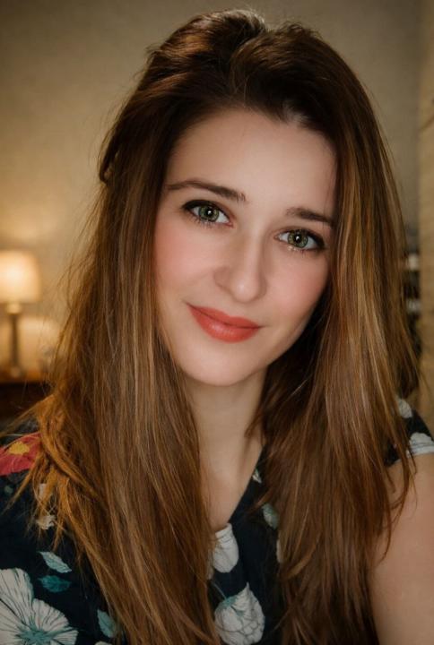 Webcam chat profile for Ninella: Ask about my Hobbies