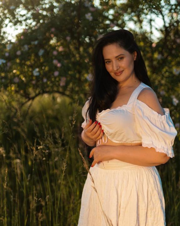 Webcam chat profile for MilaMua